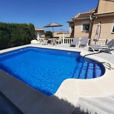 Quaint Ground Floor Apartment With Pool Lb1 Torrevieja Exterior photo
